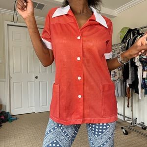 1970s vintage red and white polka dot blouse medium button down pockets